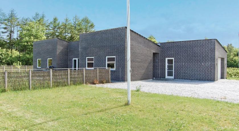 Semesterbostad 8 Person In Hovborg